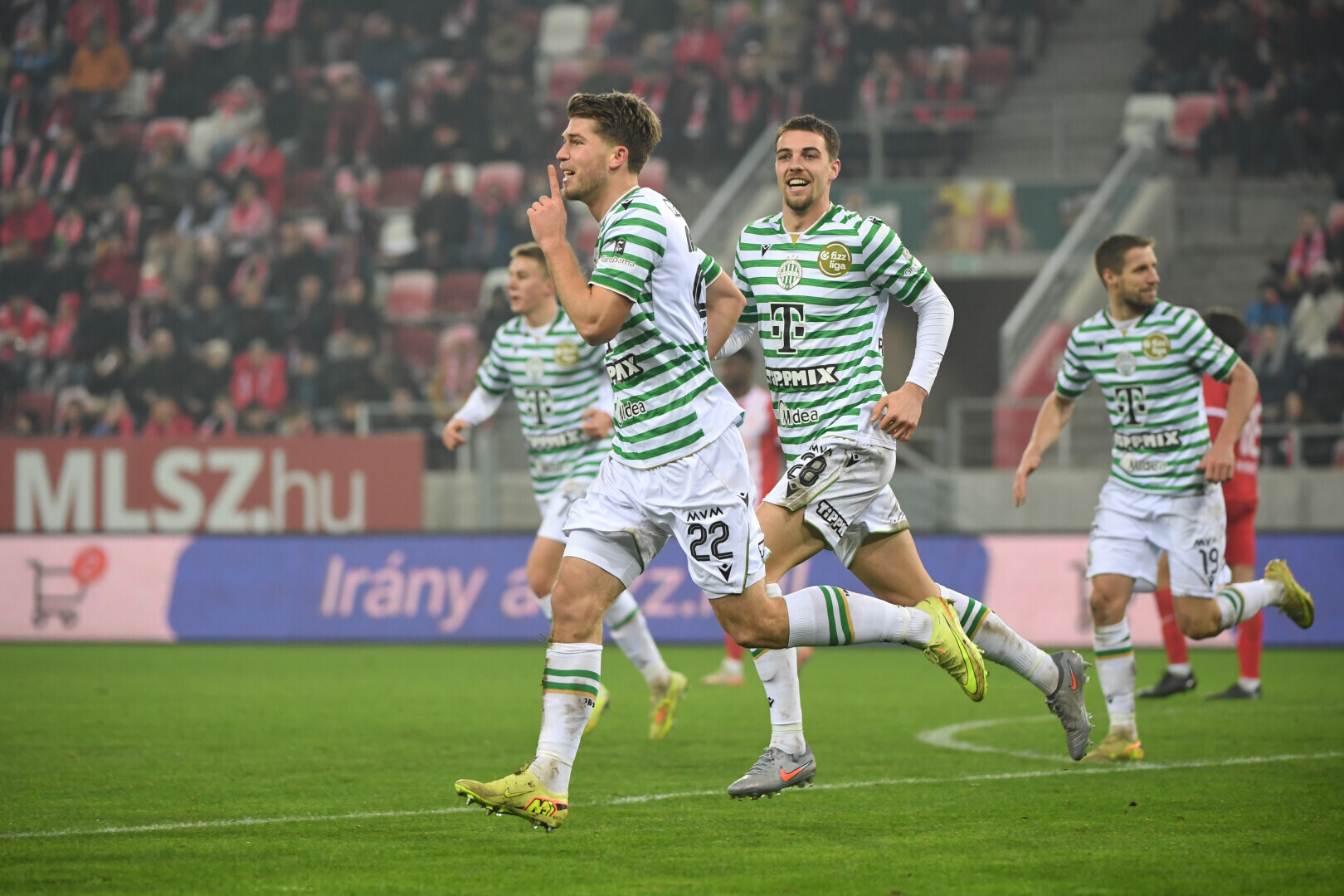 Győzött Miskolcon, és élre állt a Ferencváros