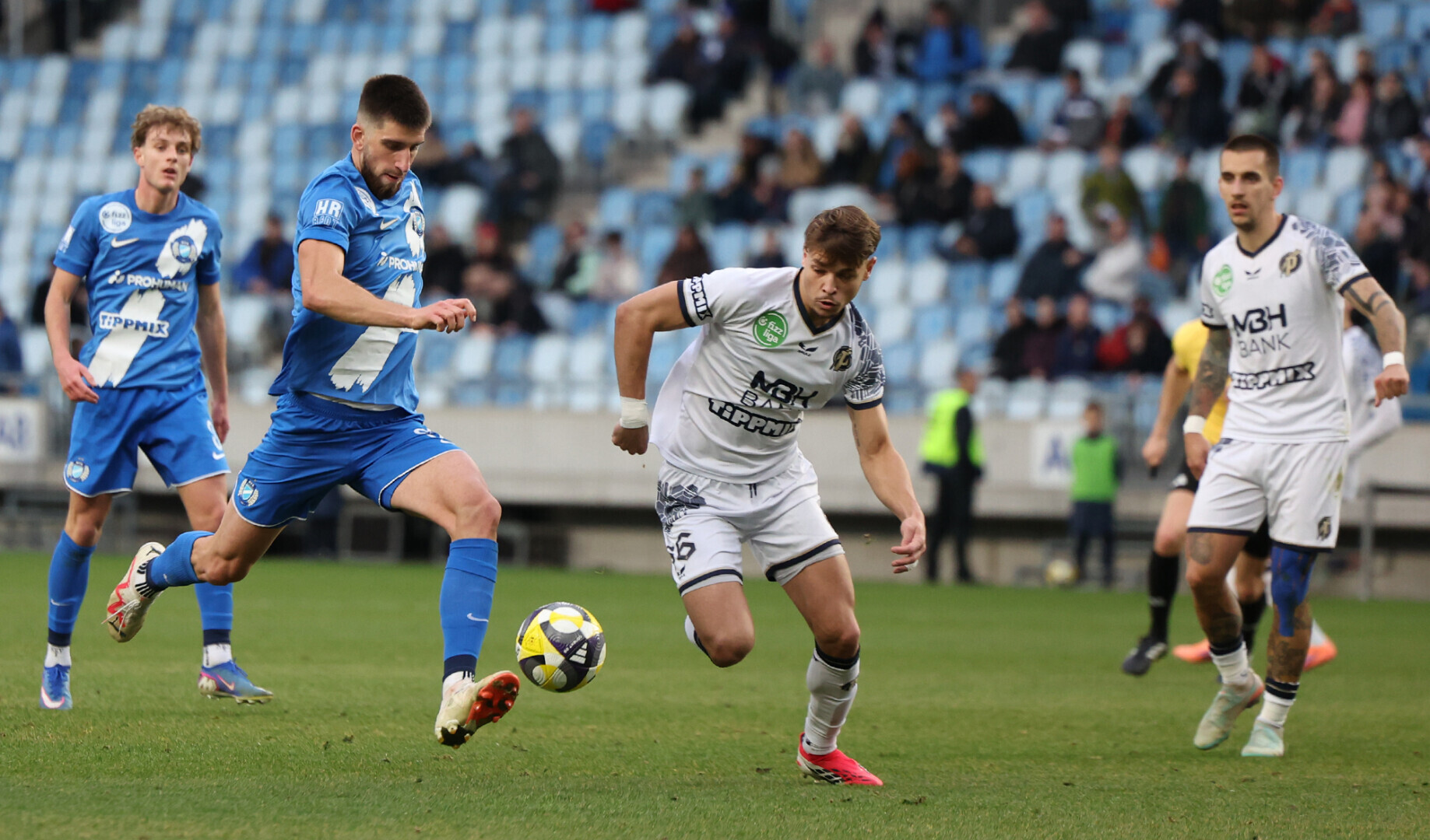 Legyőzte a címvédőt a ZTE, újra nyert Pakson a DVTK, kétgólos hátrányból mentett pontot az MTK