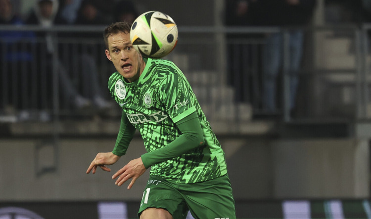 Idén hibátlan idegenben a Szpari, mély hullámvölgyben a Paks