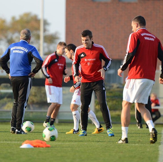 Kádár edzésbe állt, az első gólig nehéz lehet holnap