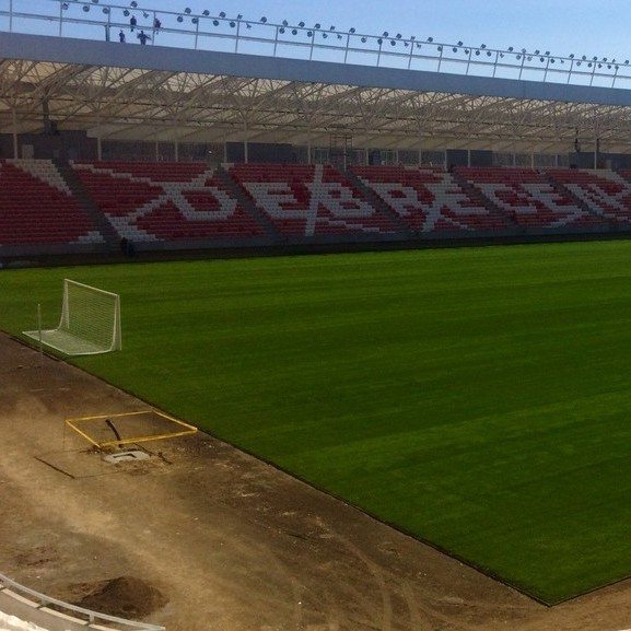 MLSZ-pályabejárás a Nagyerdei Stadionban