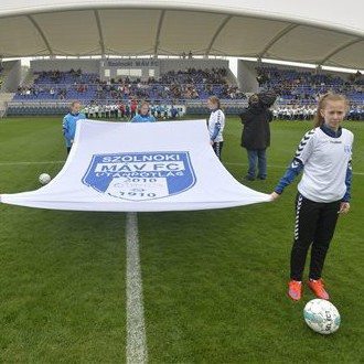 Átadták az újjáépített Tiszaligeti Stadiont Szolnokon